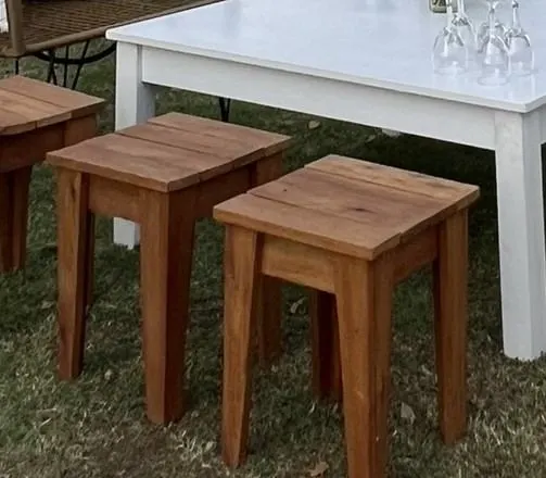 Banqueta de madera