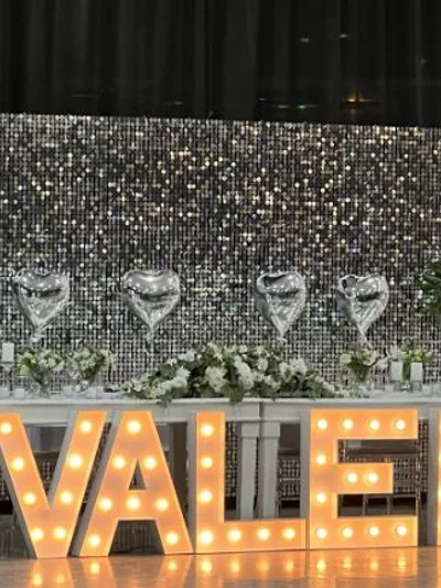 Shimmer Wall